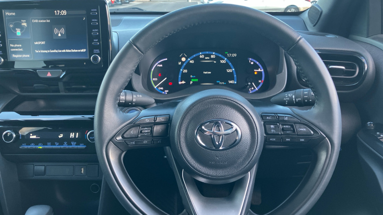 Toyota Yaris Cross 1.5 Hybrid Design 5dr CVT Hybrid Estate